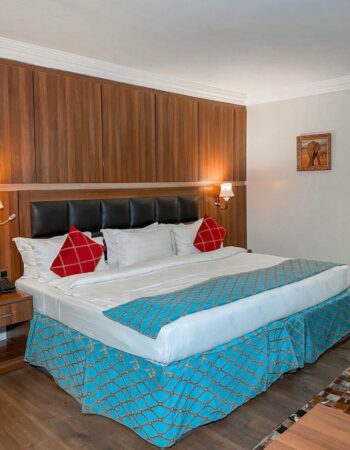 Grand Pela Hotel & Suites