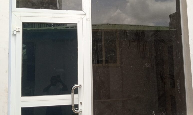 Hismart Glass and Aluminum System