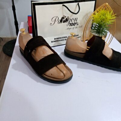 Paragon Footwears