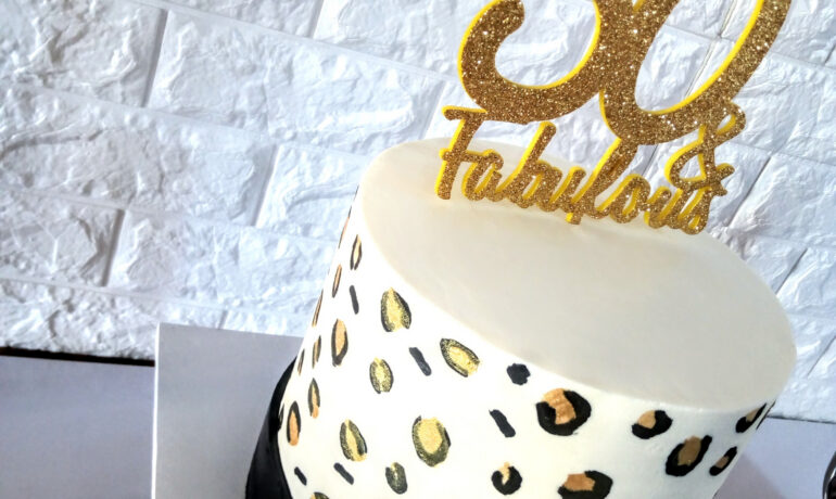 Loula’s Cakes and Desserts