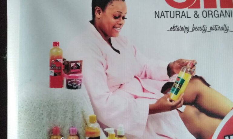 OM NATURAL & ORGANICS