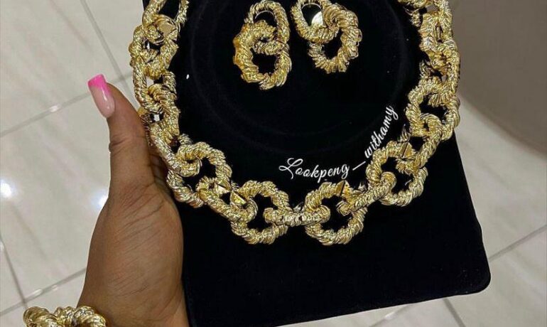 Ayoola Jewelry Store