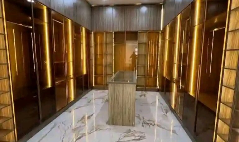 Blinks Furnitures and Interior Decor