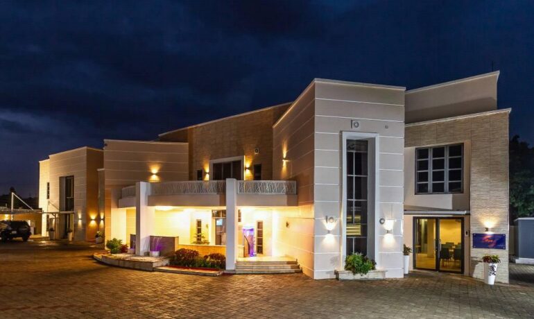 Hera Hotel