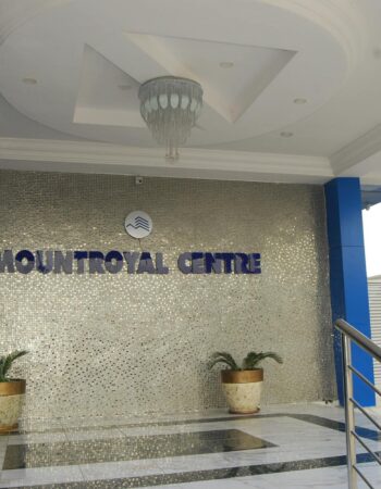 MountRoyal Centre, Hotel and Suites 