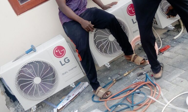 Olayemi AC Repairer