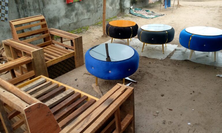 VIGHOPET FURNITURES