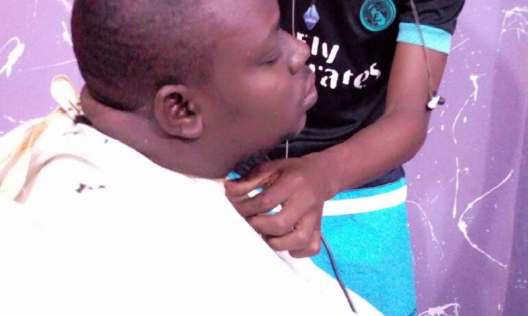 The Lead Image Salon