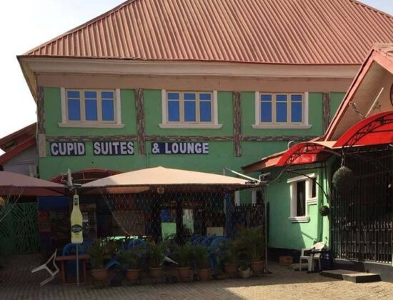 Cupid Suites Restaurant Bar & Lounge 