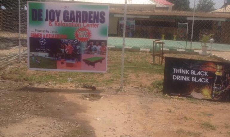 De Joy Orange Lounge & Outdoor Bar 