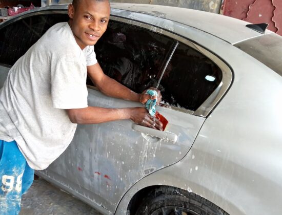 Mayor Auto Spray Painting