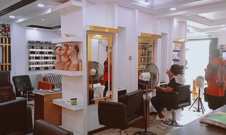 Ugolanson Beauty Salon 