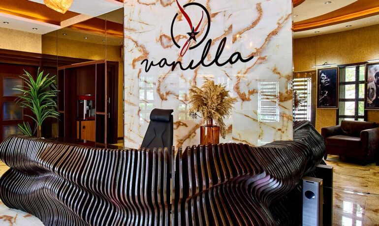 Vanilla Restaurant & Lounge