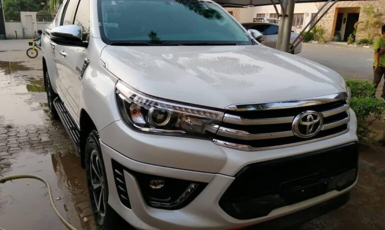 Ezra Cars