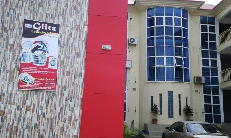 Glitz Laundry & Dry Cleaning Services 