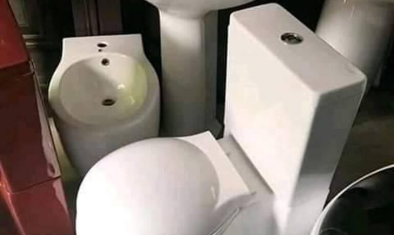 Ugo Plumbing WORLD