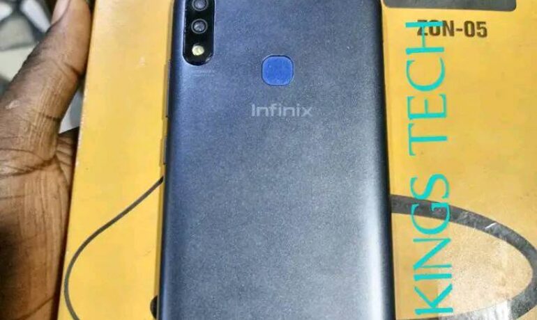 Umuahia Phone World