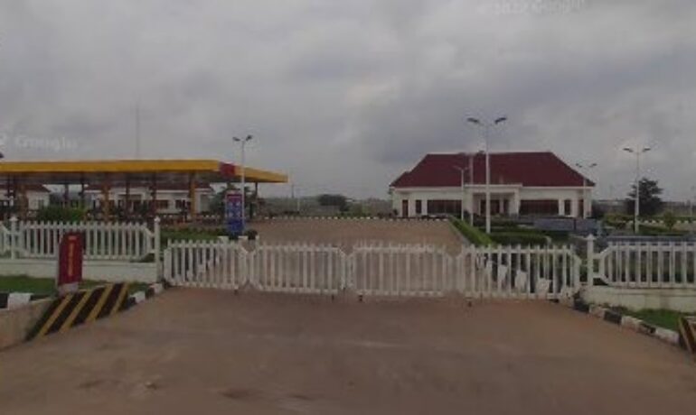 Bala Garage