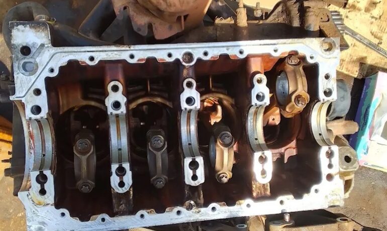 Dogo Automobile Mechanic