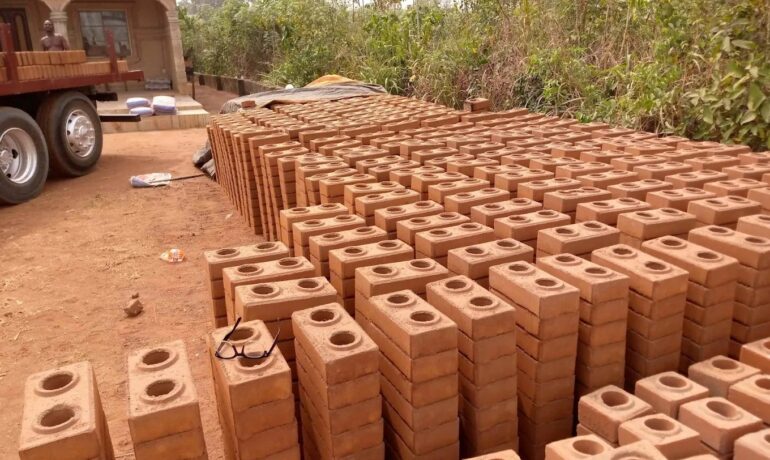 Hulk Solid Bricks