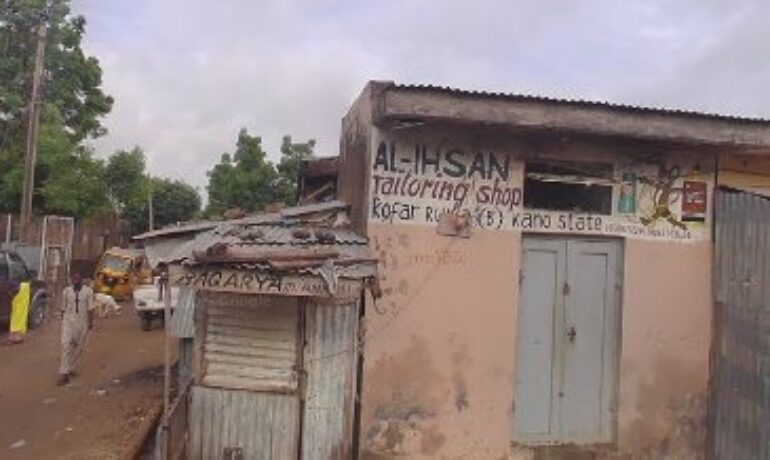 Idris Sani Yusuf Capentery & Furniture Service