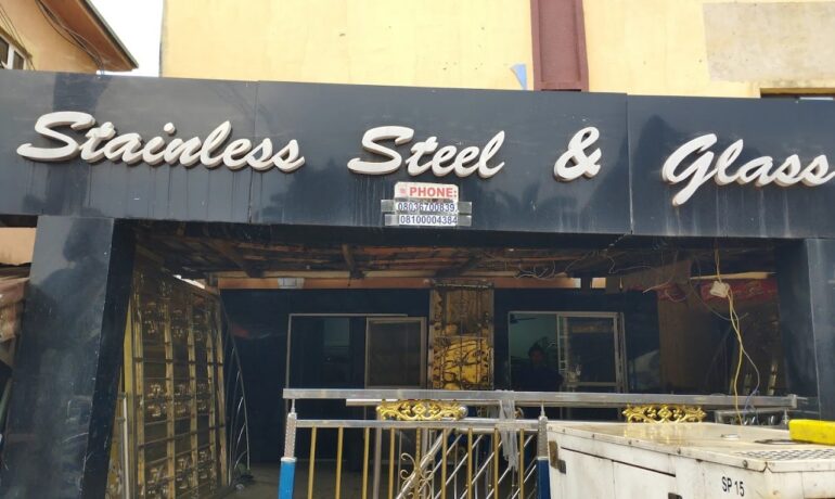 STAINLESS STEEL AND GLASS