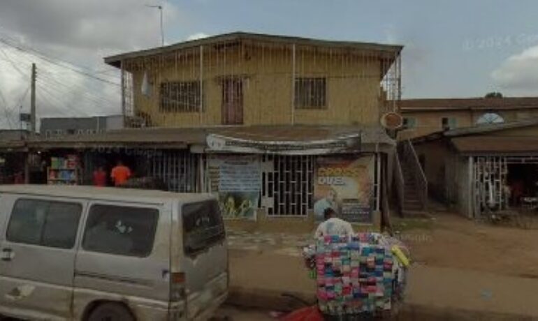 Uyi Furniture