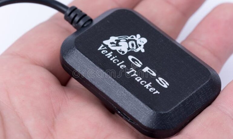 Pluto Auto-Tracking System