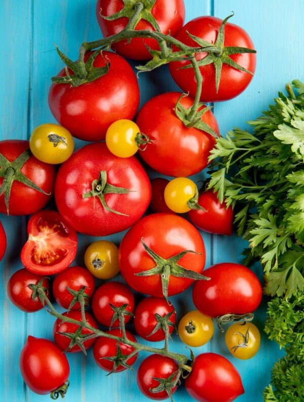 Tomatoes (Red and Green) ONE DUSTBIN BASKET
