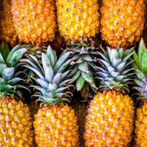 Large Pineapple PER ONE