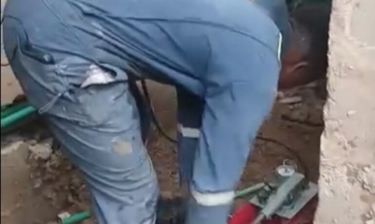 KLANF INTERNATIONAL PLUMBERS