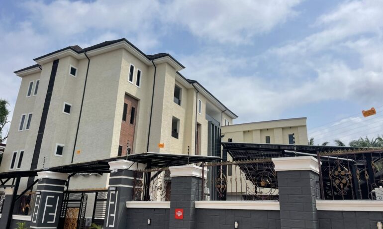 DREAM WORLD HOTEL AND APARTMENTS