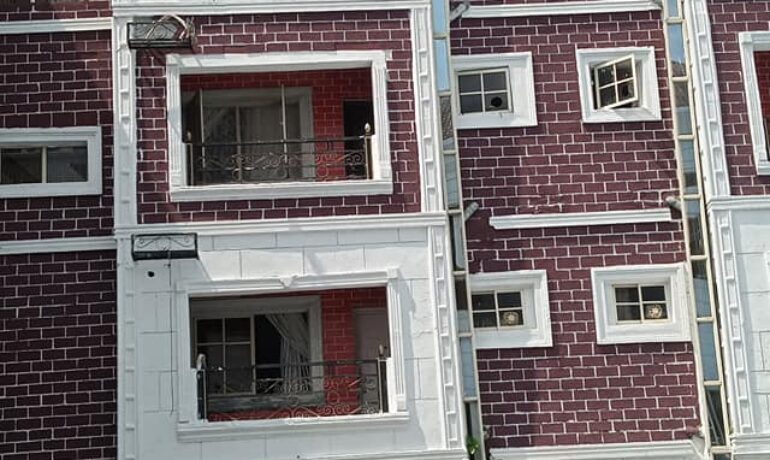 De Rich Park Hotel