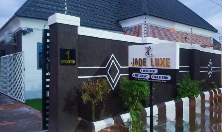 Jade Luxe Apartments