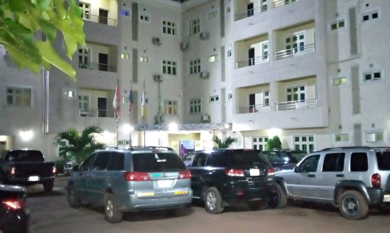 LORGARTS HILL HOTEL & SUITES EKWULOBIA