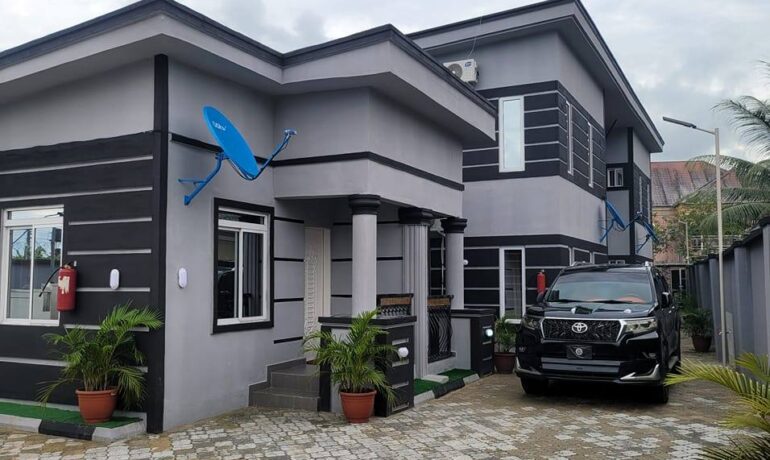 Marcliff Apartment Hotel