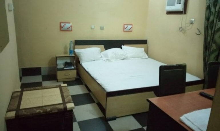 Samphino Hotels