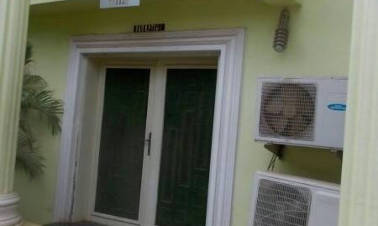 Shalom Signature Suites