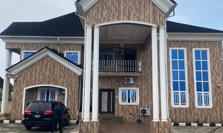 Stellar Comfort Apartments – Stel-Lar Comforts