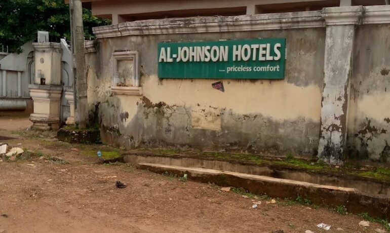 Al-Johnson Hotel