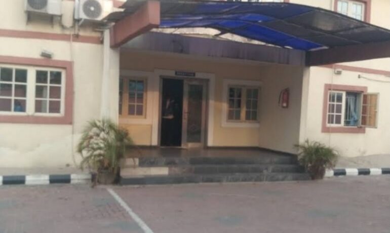 Alpha Resa Hotel
