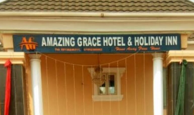 Amazing Grace Hotel and Holiday Inn