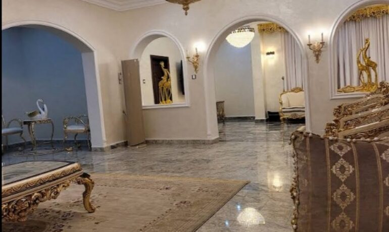 Aristar Suites & Residence