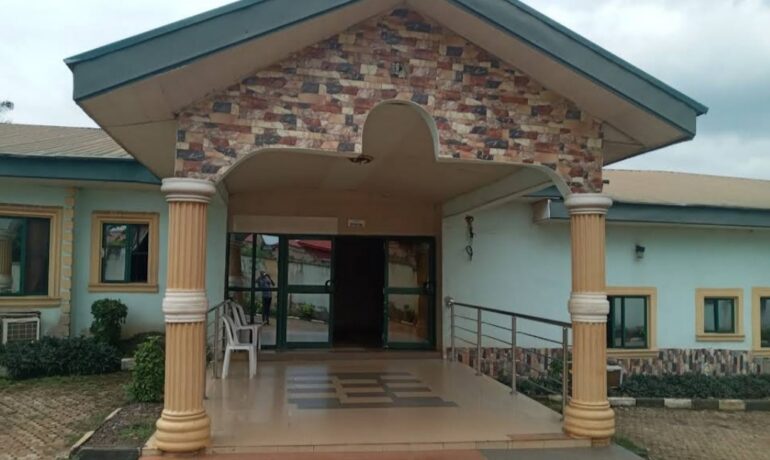 Ausma Hotel & Suites