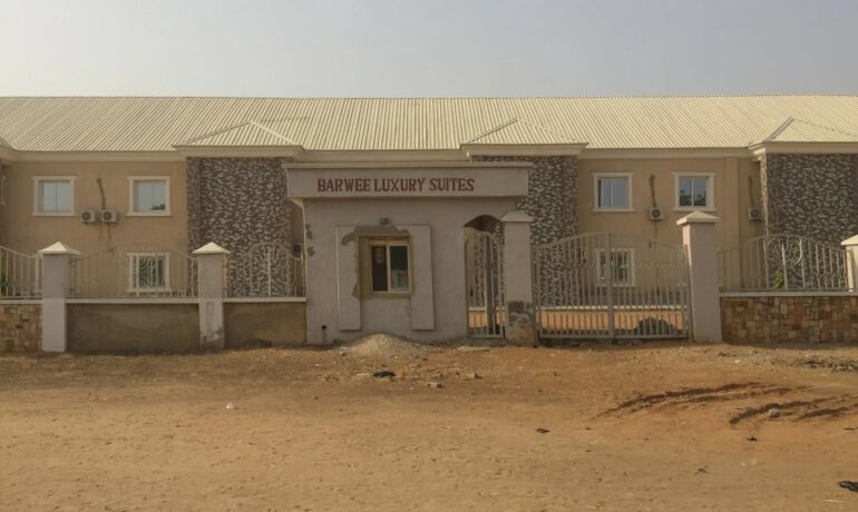 Barwee Luxury Suites