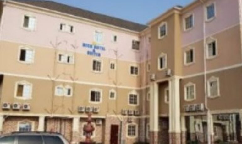 Beck Hotel & Suites