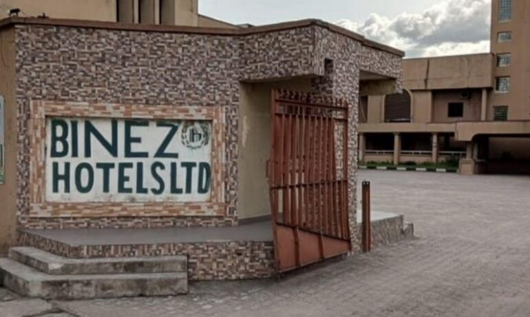 Binez Hotel