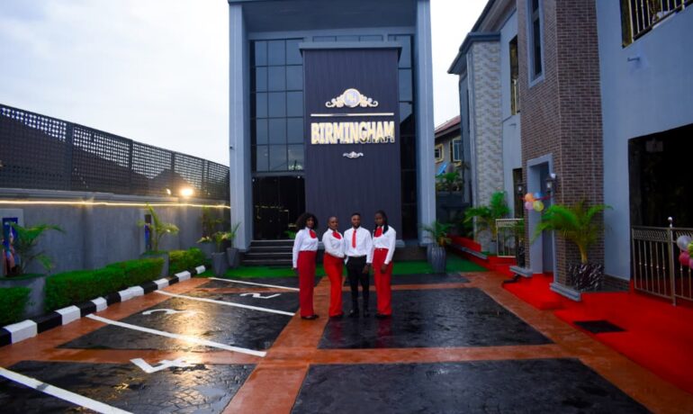 Birmingham Hotels and Apartments
