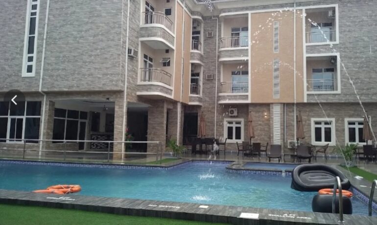 Bisyl Suites Abraka