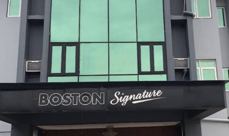 Boston Hotels & Signature